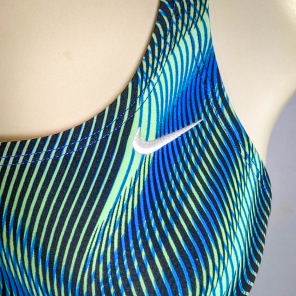 Nike Razorback One Piece Swimsuit, sz: 8 - Picture 2 of 7